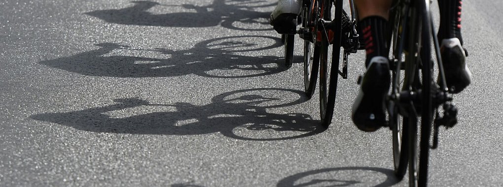 Erneut gibt es Trauer im Radsport: Die Italienerin Sara Piffer stirbt bei einem Unfall. - © Bernd Thissen/dpa