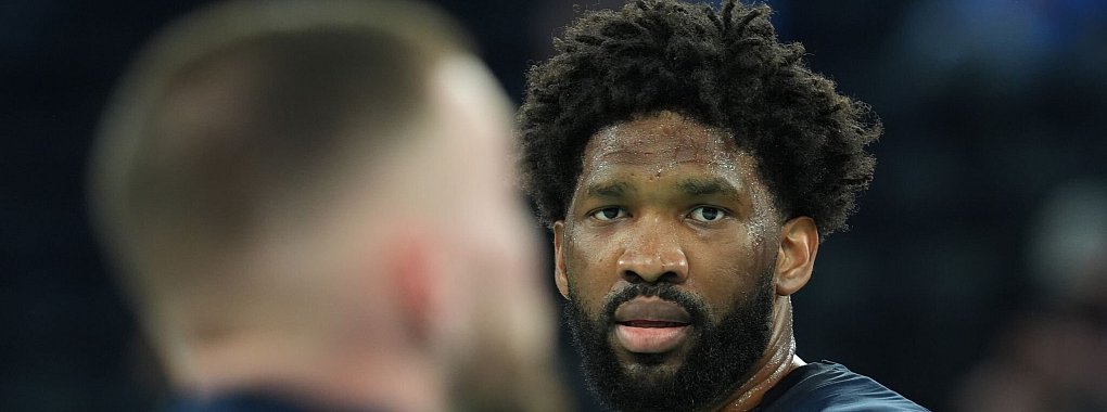 Wurde nach einem Streit mit einem Journalisten von der NBA gesperrt: Joel Embiid. - © Marcus Brandt/dpa