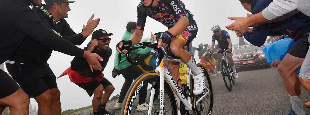 Das deutsche Rad-Talent Florian Lipowitz bei der diesjährigen Vuelta - die Auflage im kommenden Jahr startet in Turin. - © Roth/dpa