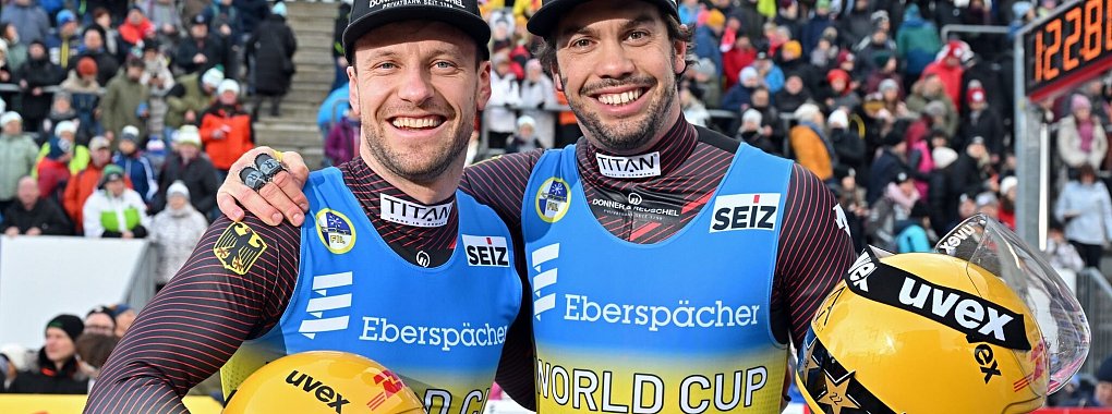 Schon wieder Gesamtweltcup-Gewinner: Die Rodler Tobias Wendl (r) und Tobias Arlt. - © Martin Schutt/dpa