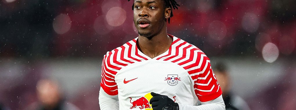 El Chadaille Bitshiabu f&auml;llt verletzt aus. - &copy; Jan Woitas/dpa