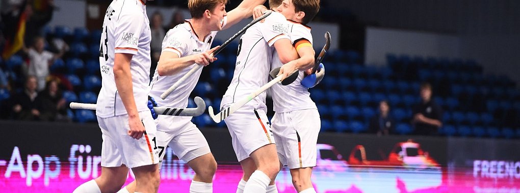 Paul Doesch (r.) hat im EM-Finale gegen Polen getroffen. - &copy; Gregor Fischer/dpa