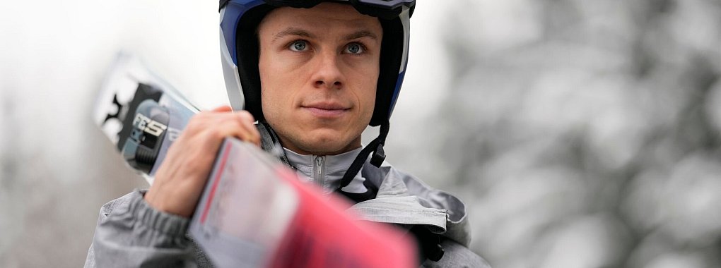 Hat eine klare Meinung zur Gewichtsregel: Andreas Wellinger. - © Matthias Schrader/AP/dpa