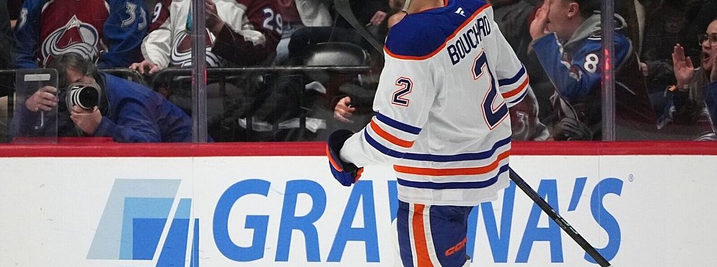 Evan Bouchard erzielte den Siegtreffer für Edmonton. - © David Zalubowski/AP/dpa