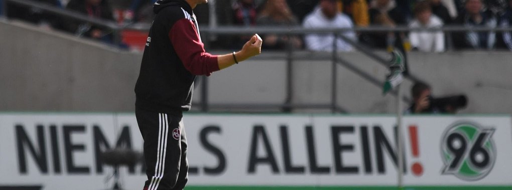 Miroslav Klose musste mit dem 1. FC Nürnberg die nächste Niederlage hinnehmen. - © Swen Pförtner/dpa