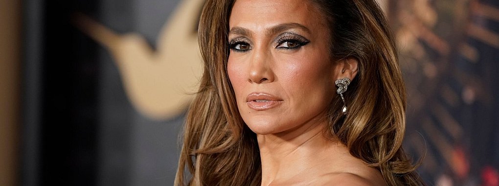 Jennifer Lopez wird Mit-Ausrichterin der Met-Gala im Mai. - &copy; Jordan Strauss/Invision via AP/dpa