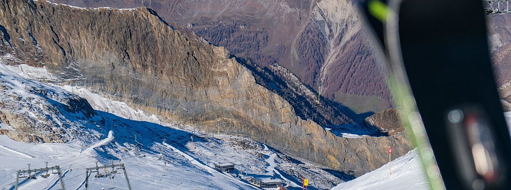 Am Hintertuxer Gletscher ist die Skisaison besonders lang - offiziell läuft sie 365 Tage. - © Tom Nebe/dpa-tmn