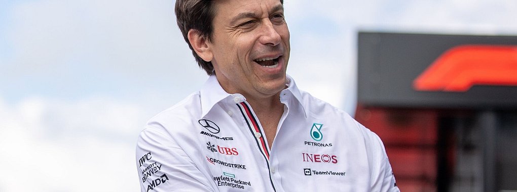 Verlängerte seinen Vertrag bei Mercedes: Teamchef Toto Wolff. - © Expa/Johann Groder/apa/dpa
