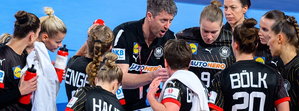 Die deutschen Handballerinnen starten mit zwei Länderspielen gegen Frankreich in das WM-Jahr. - © Marco Wolf/dpa