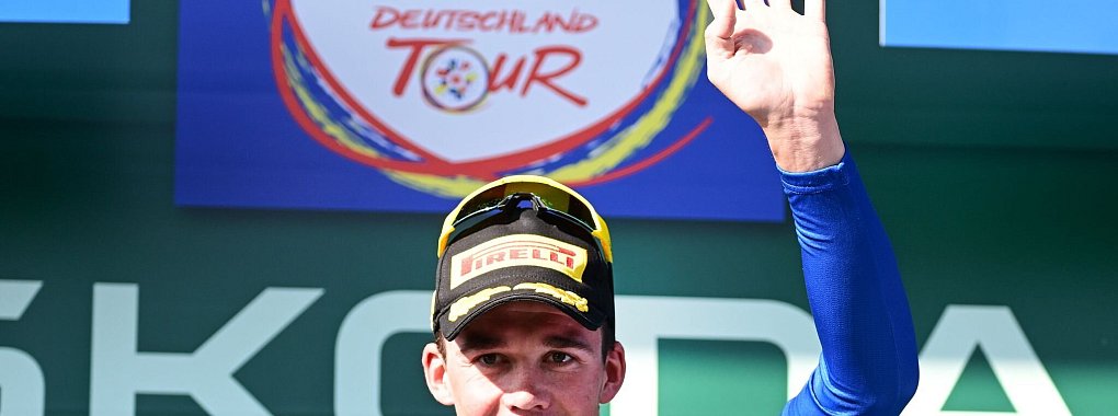 Mads Pedersen gewinnt die Gesamtwertung der Deutschland Tour. - © Bernd Weißbrod/dpa