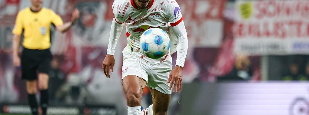 Auf Yussuf Poulsen muss RB Leipzig wochenlang verzichten. - © Jan Woitas/dpa
