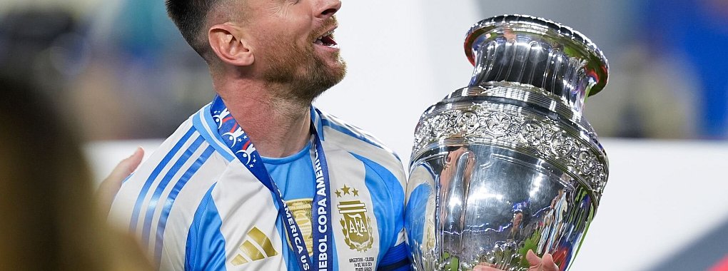 Lionel Messi gewinnt seinen dritten gro&szlig;en Titel mit Argentinien seit 2021 - &copy; Rebecca Blackwell/AP/dpa