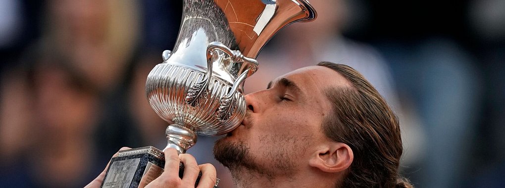 Alexander Zverev gewinnt zum sechsten Mal ein Masters-Turnier in seiner Karriere. - &copy; Alessandra Tarantino/AP/dpa