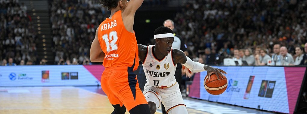 Dennis Schr&ouml;der (r) z&auml;hlt zu den Fahnentr&auml;ger-Kandidaten. - &copy; Gregor Fischer/dpa