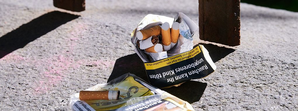 Barer Motivationsschub: Wer sein Geld statt in Zigaretten in einen ETF investiert, kann &uuml;ber die Jahre ein Verm&ouml;gen aufbauen. - &copy; Annette Riedl/dpa