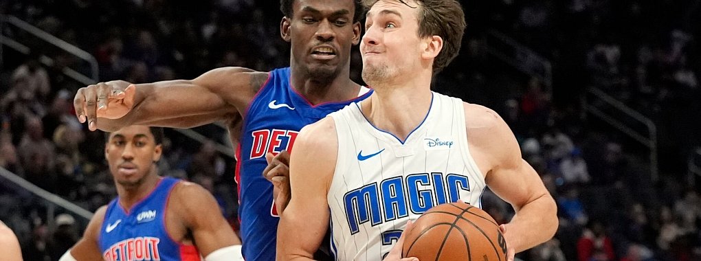 Ist nicht zu stoppen: Franz Wagner (r) von den Orlando Magic. - © Carlos Osorio/AP