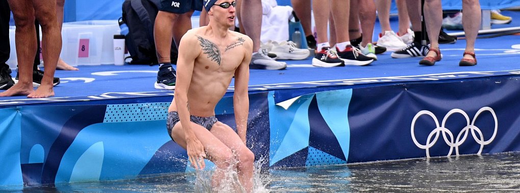 Florian Wellbrock ist nach seinem ersten Training in der Seine zufrieden. - &copy; Marijan Murat/dpa