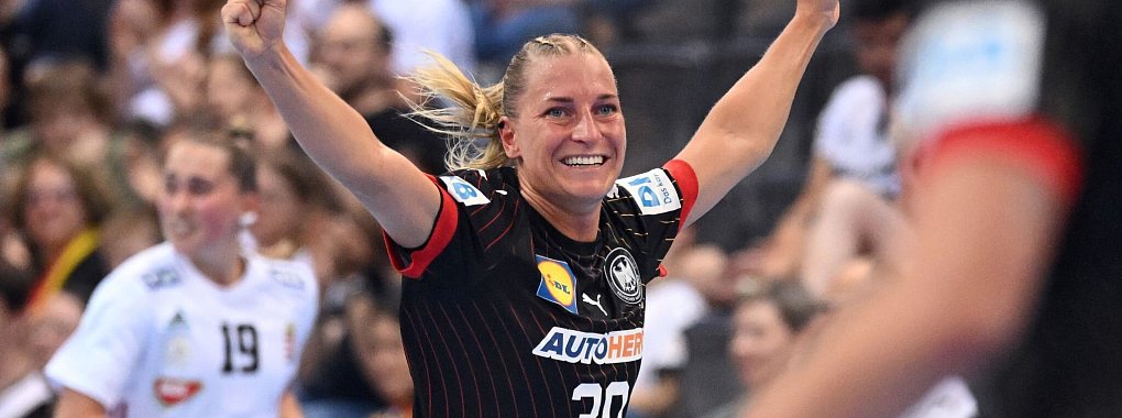 Jenny Behrend war beim Sieg der deutschen Handballerinnen gegen Österreich beste Werferin. - © Marijan Murat/dpa