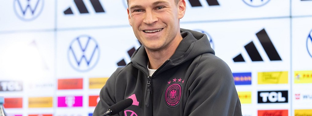 Bei den Bayern steht Joshua Kimmich vor einer wegweisenden Entscheidung. - © Jürgen Kessler/dpa