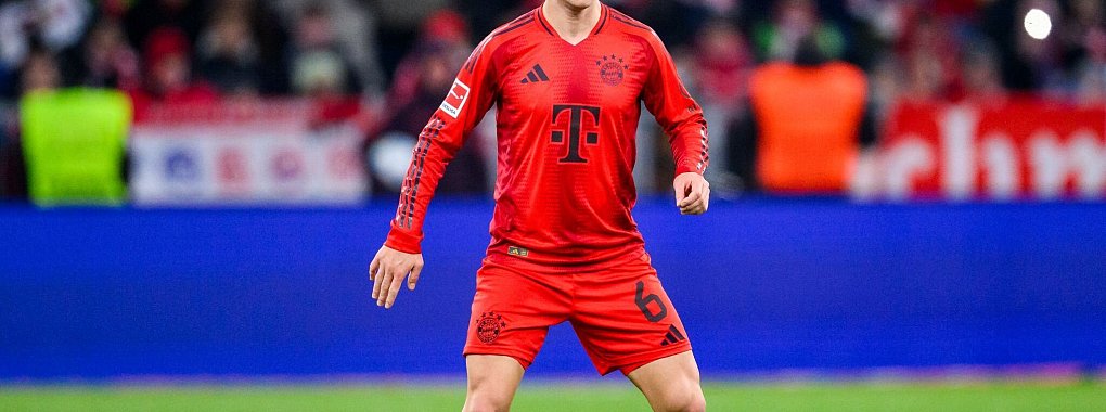 Joshua Kimmich winkt bei einer Vertragsverlängerung künftig die Kapitänsbinde bei den Bayern - © Tom Weller/dpa