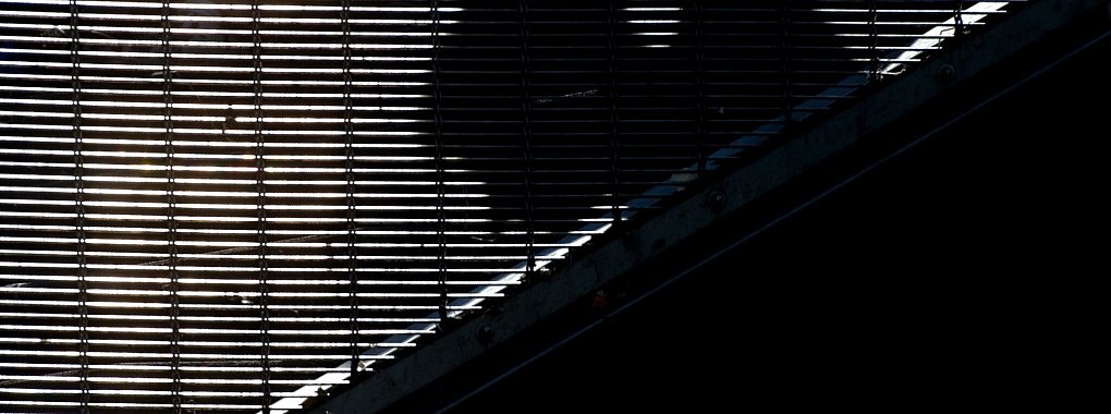 Nur mit gutem Grund: Wer nahe Angehörige vom eigenen Erbe ausschließen möchte, muss zum Beispiel nachweisen können, dass diese einen umbringen wollten. - © Julian Stratenschulte/dpa