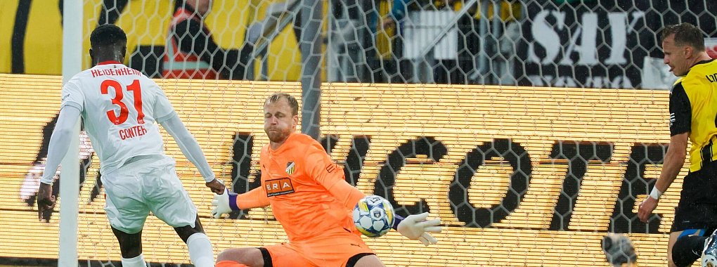 Sirlord Conteh (l.) erzielte das erste Tor der Heidenheimer Europapokal-Historie. - &copy; Adam Ihse/TT/TT News Agency/AP/dpa