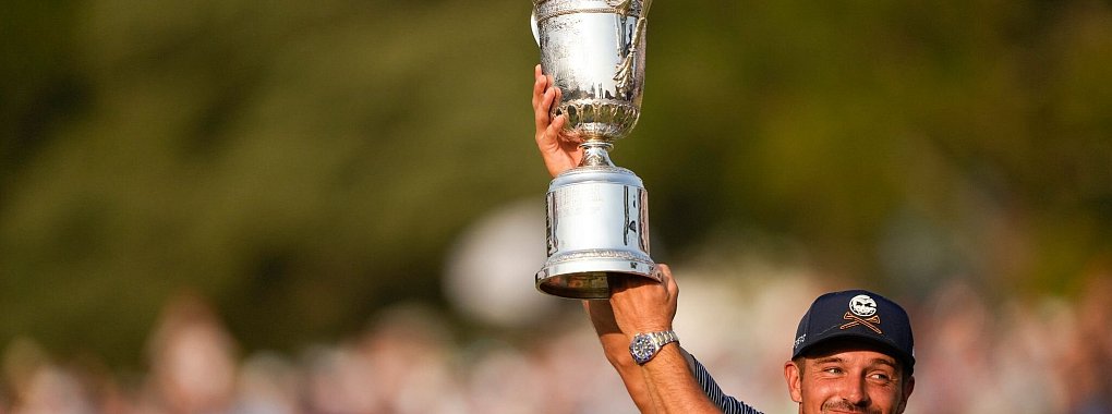 DeChambeau reichte eine 71er-Runde zum zweiten US-Open-Sieg nach seinem vorherigen Erfolg 2020. - &copy; Matt York/AP