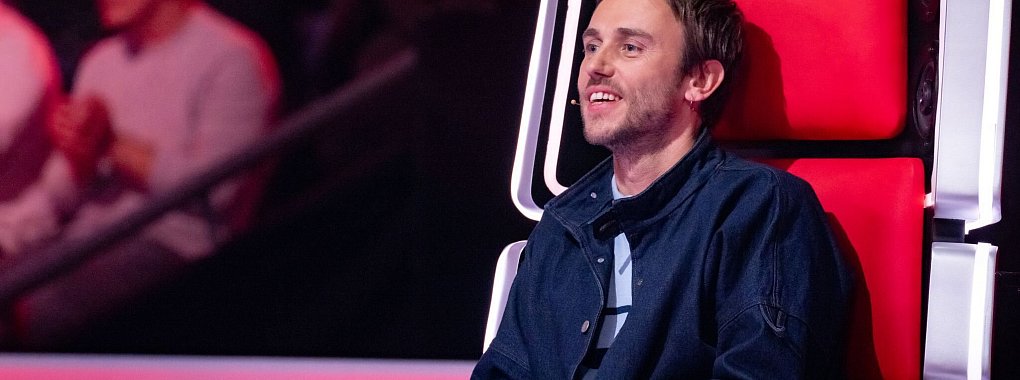 Clueso feiert bei "The Voice Kids" eine besondere TV-Premiere. (Handout) - © Claudius Pflug/Joyn/dpa