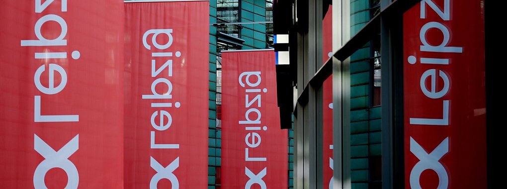 Preisverleihung beim Filmfestival DOK Leipzig. Einer der Hauptpreise geht an die franz&ouml;sische Regisseurin Dominique Cabrera. (Archivbild) - &copy; Sebastian Willnow/dpa