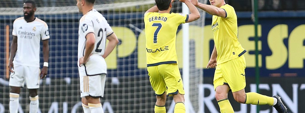 Alexander Sorloth (r.) bejubelt mit Gerard Moreno seinen vierten Treffer. - &copy; Alberto Saiz/AP/dpa