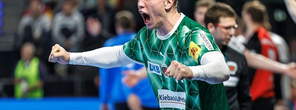 Lasse Andersson war der überragende Akteur beim Füchse-Sieg - © Andreas Gora/dpa