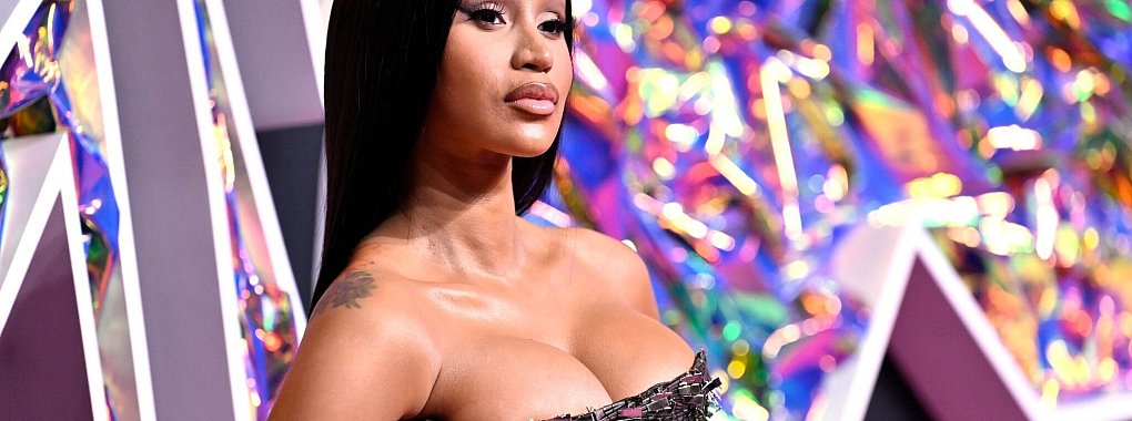 Cardi B hat einen Auftritt wegen eines medizinischen Notfalls abgesagt. - © Evan Agostini/Invision/AP/dpa