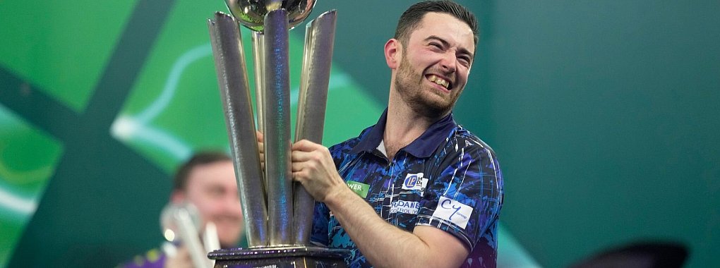 Luke Humphries kr&ouml;nte sich erstmals zum Weltmeister. - &copy; Kin Cheung/AP