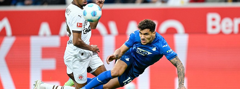 Die TSG Hoffenheim hat einen Heimsieg gegen den FC St. Pauli verpasst. - © Uwe Anspach/dpa