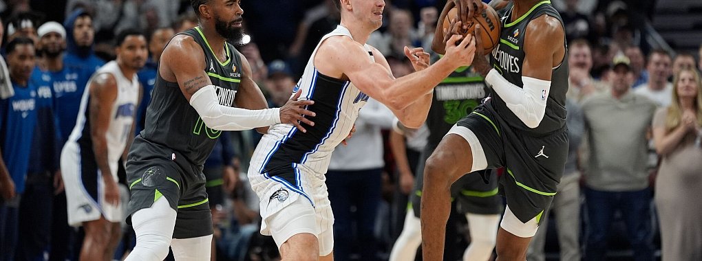 Franz Wagner hatte keinen guten Abend gegen die Timberwolves. - © Abbie Parr/AP/dpa