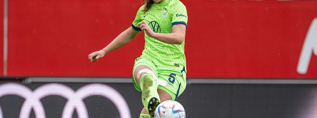 Eine der besten und popul&auml;rsten deutschen Fu&szlig;ballerinnen: Lena Oberdorf. - &copy; Christian Kolbert/Bildagentur Kolbert/dpa