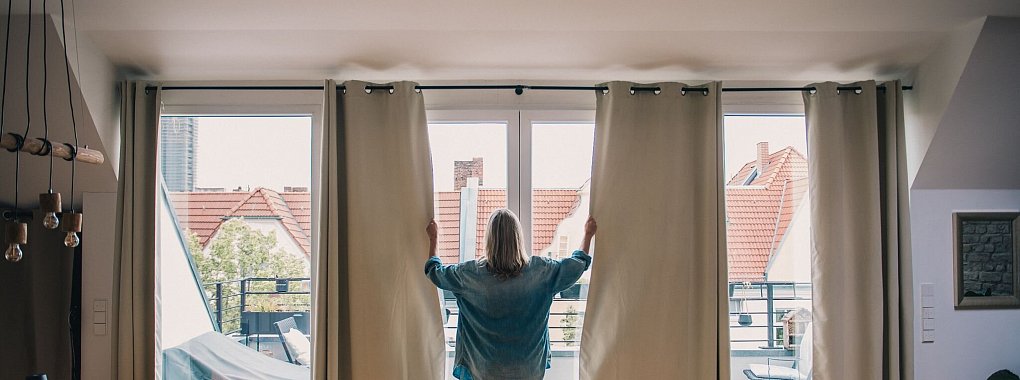 Die Entscheidung, eine Wohnung zu kaufen oder lieber zu mieten, ist von vielen Faktoren abhängig. - © Zacharie Scheurer/dpa-tmn