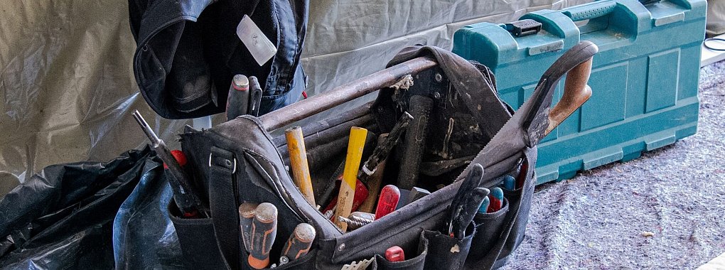 Ohne eindeutigen Nachweis über eine vertragliche Zusatzvereinbarung zu weiteren Arbeiten hat ein Handwerksbetrieb keinen Anspruch auf weitere Vergütung. - © Laura Ludwig/dpa-tmn