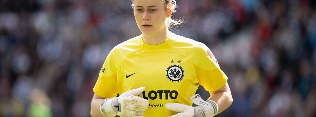 Abgang bei der Eintracht offiziell: Torfrau Stina Johannes - © Sebastian Gollnow/dpa