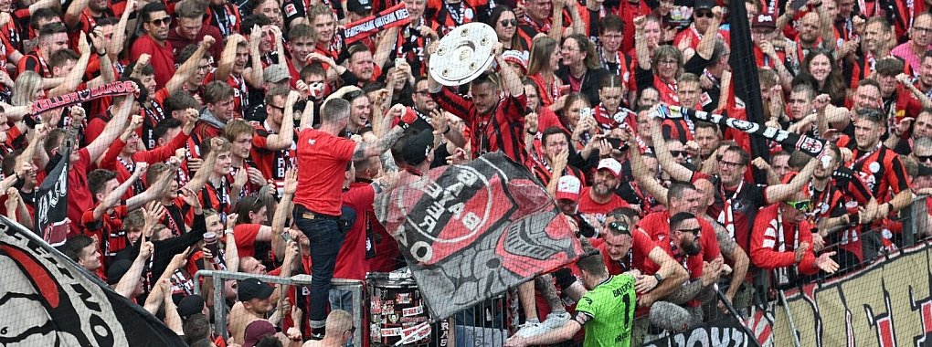 In der Hauptstadt wird mit rund 30.000 Leverkusenern gerechnet. - &copy; David Inderlied/dpa