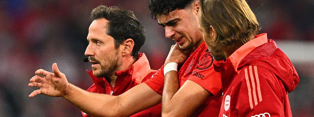 Nach seiner Verletzung arbeitet Aleksandar Pavlovic (m) am Comeback. - &copy; Tom Weller/dpa