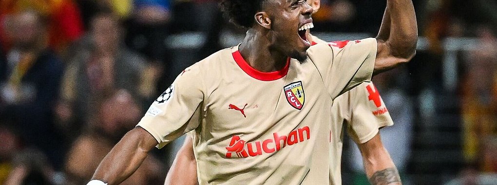 Elye Wahi spielte in der französischen Liga auch für den RC Lens. - © Matthieu Mirville/ZUMA Press Wire/dpa
