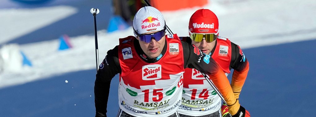 Vinzenz Geiger ist in Ramsau sein dritter Weltcupsieg in dieser Saison gelungen. - © Matthias Schrader/AP/dpa