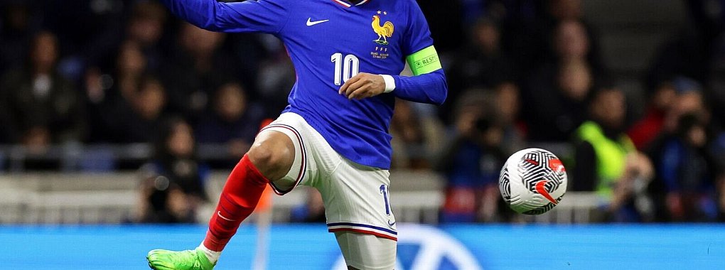 Frankreich mit Kylian Mbapp&eacute; ist erneut gro&szlig;er EM-Favorit. - &copy; Christian Charisius/dpa