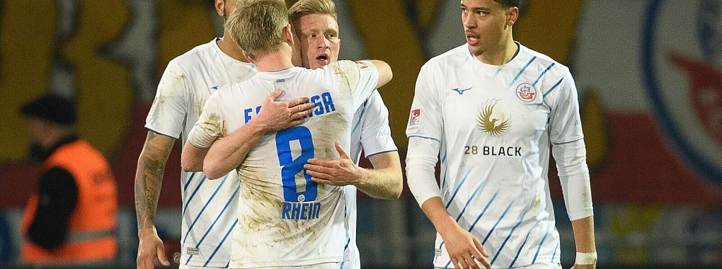 Hansa Rostock nimmt drei Punkte aus Braunschweig mit. - &copy; Swen Pf&ouml;rtner/dpa