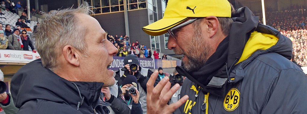 Freiburges Trainer Christian Streich zieht vor Jürgen Klopps Leistung als Trainer des FC Liverpool seinen Hut. - © Uli Deck/dpa
