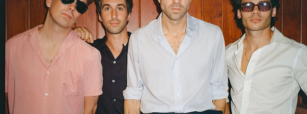 Die Band The Vaccines mit den Mitgliedern Timothy Lanham, Pete Robertson, Arni Arnason und Yoann Intonti bringt ein neues Album auf den Markt. - © Wrenne Evans/Oktober Promotion/dpa