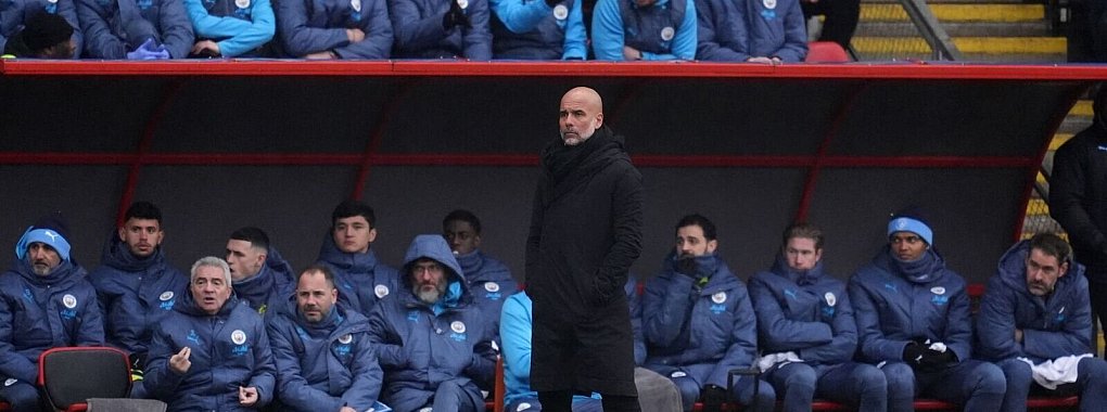 Sein Team geriet gegen den Drittligisten erstmal in Rückstand. - © Adam Davy/PA Wire/dpa