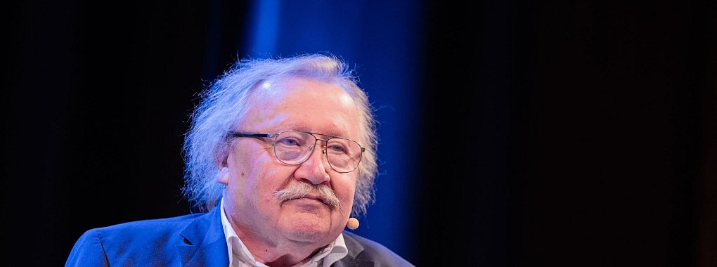 Der Philosoph Peter Sloterdijk erinnert sich. (Archivbild) - © Rolf Vennenbernd/dpa