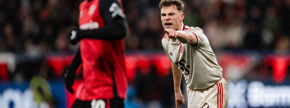 Die sportlichen Verantwortlichen beim FC Bayern München hoffen auf eine schnelle Entscheidung zum Vertrag von Joshua Kimmich. - © Marius Becker/dpa